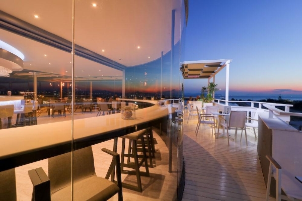 Bomo Club Palace Hotel